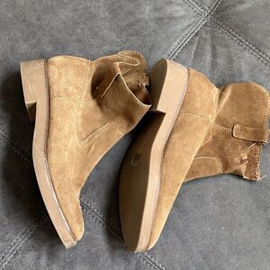 Lucky Brand Womens Brown Suede Casual Bootie Flats 10M